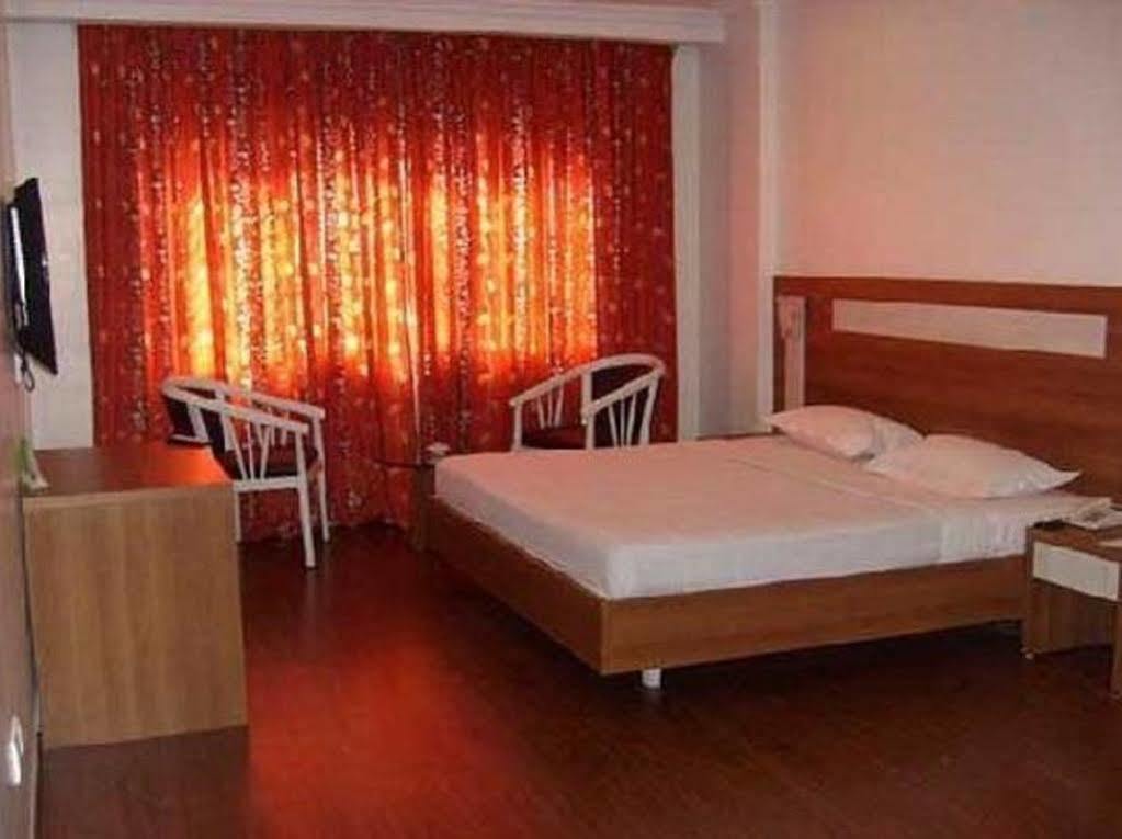 Fabhotel Royal Star Chennai Luaran gambar
